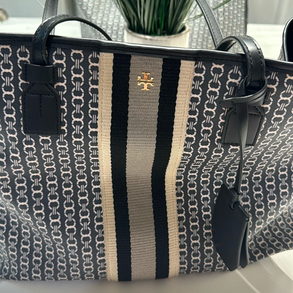 Tory burch tote bag